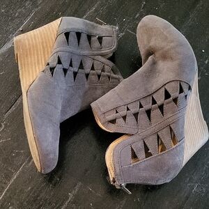 Report Women's Wedge Shoes - Gray and Tan